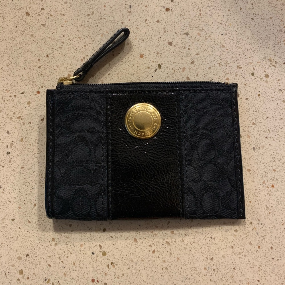Coach Signature Coin Wallet 💯 Authentic